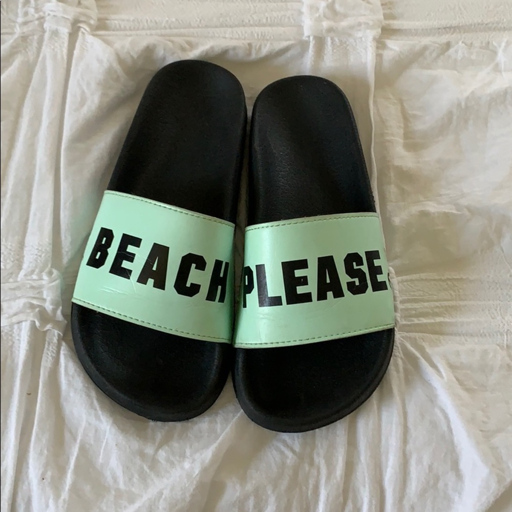 PINK VS BEACH PLEASE SLIDES SEAFOAM COLOR